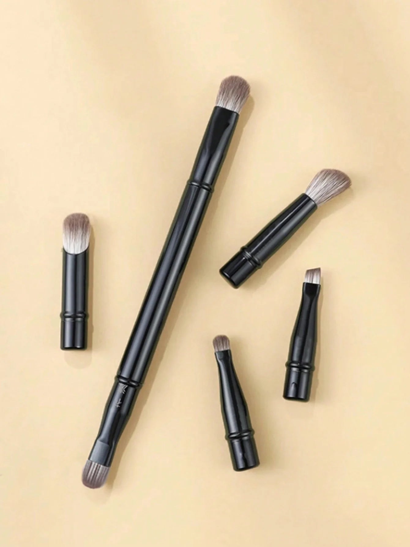 🌟 Portable Makeup Brush Replacement Set 🌟